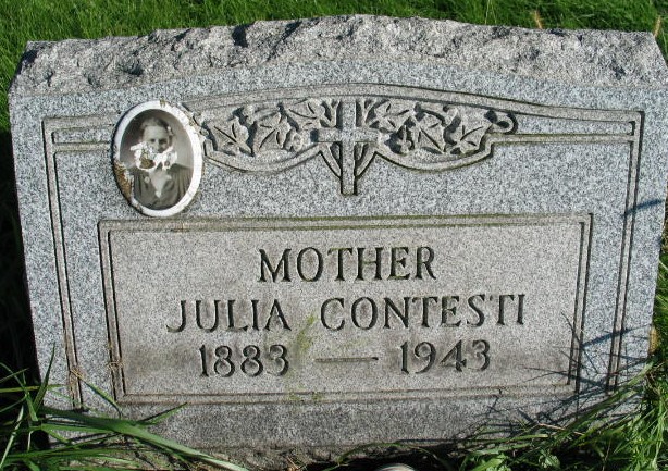 Julia Contesti tombstone